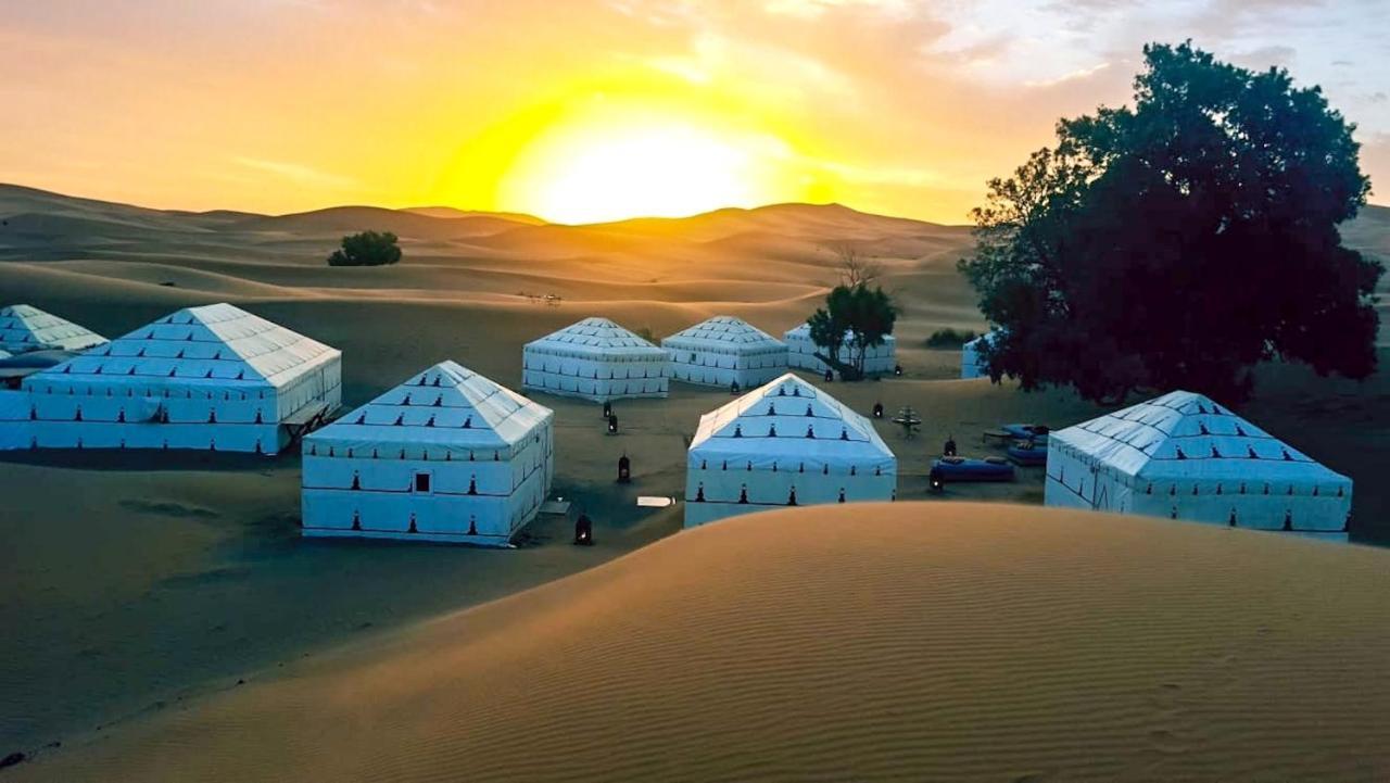 Prestigious camp Hotel Merzouga Exterior foto